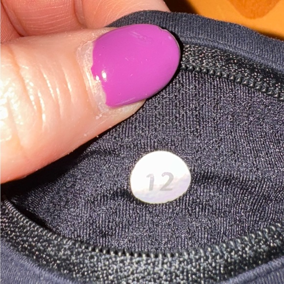 Lululemon Black Women's Shorts - Picture 2 of 2